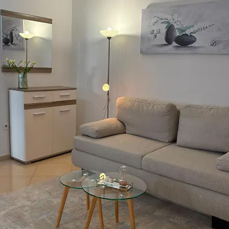 Sanja Apartment *