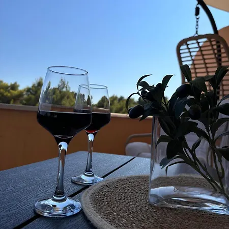 莎娜公寓 * 赫瓦尔